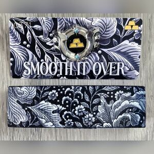 ZOX "Smooth It Over" #371 RARE Gold Card Reward Special Stitch Pin & Wristband
